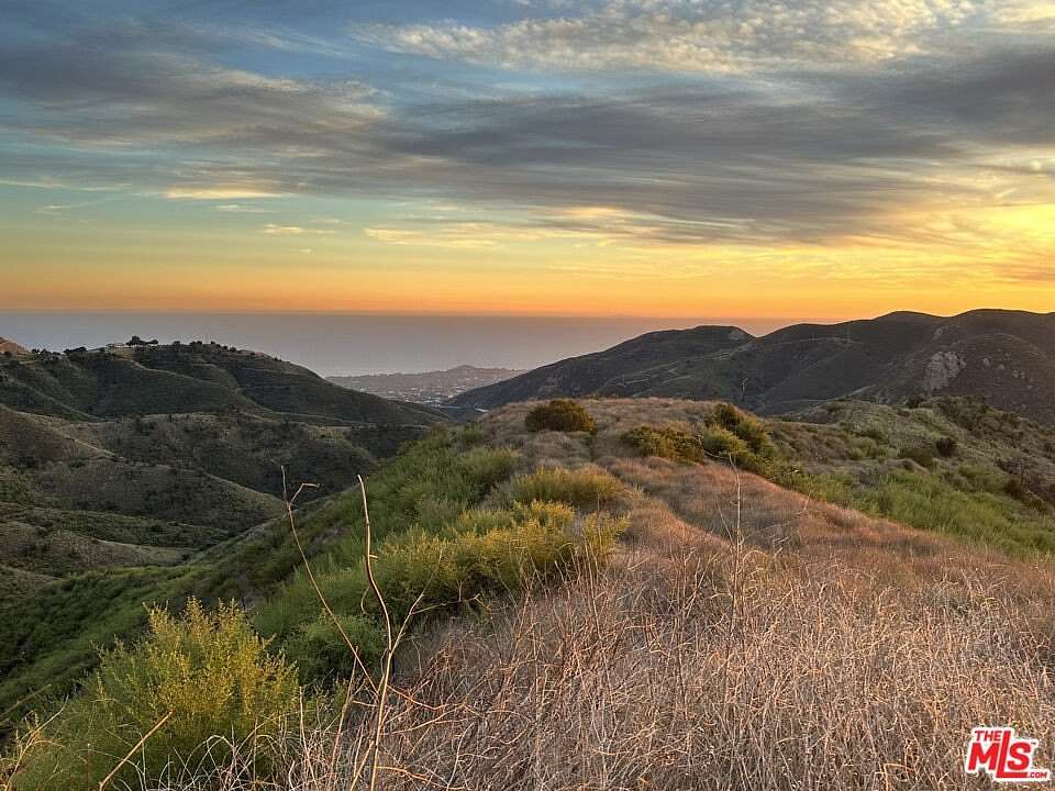 90 Acres of Land for Sale in Malibu, California