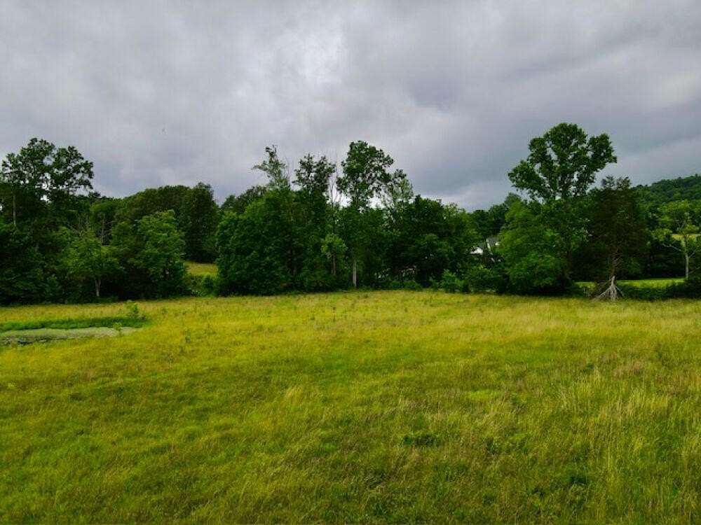 4.5 Acres of Residential Land for Sale in Mount Vernon, Kentucky