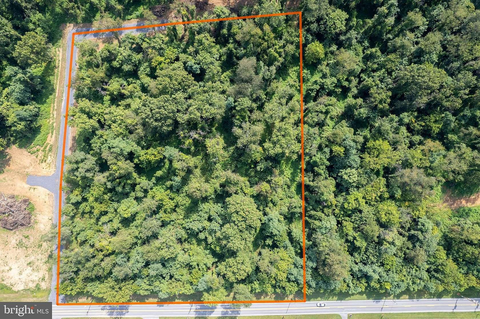 5 Acres of Residential Land for Sale in Charles Town, West Virginia