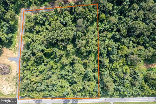 5 Acres of Residential Land for Sale in Charles Town, West Virginia