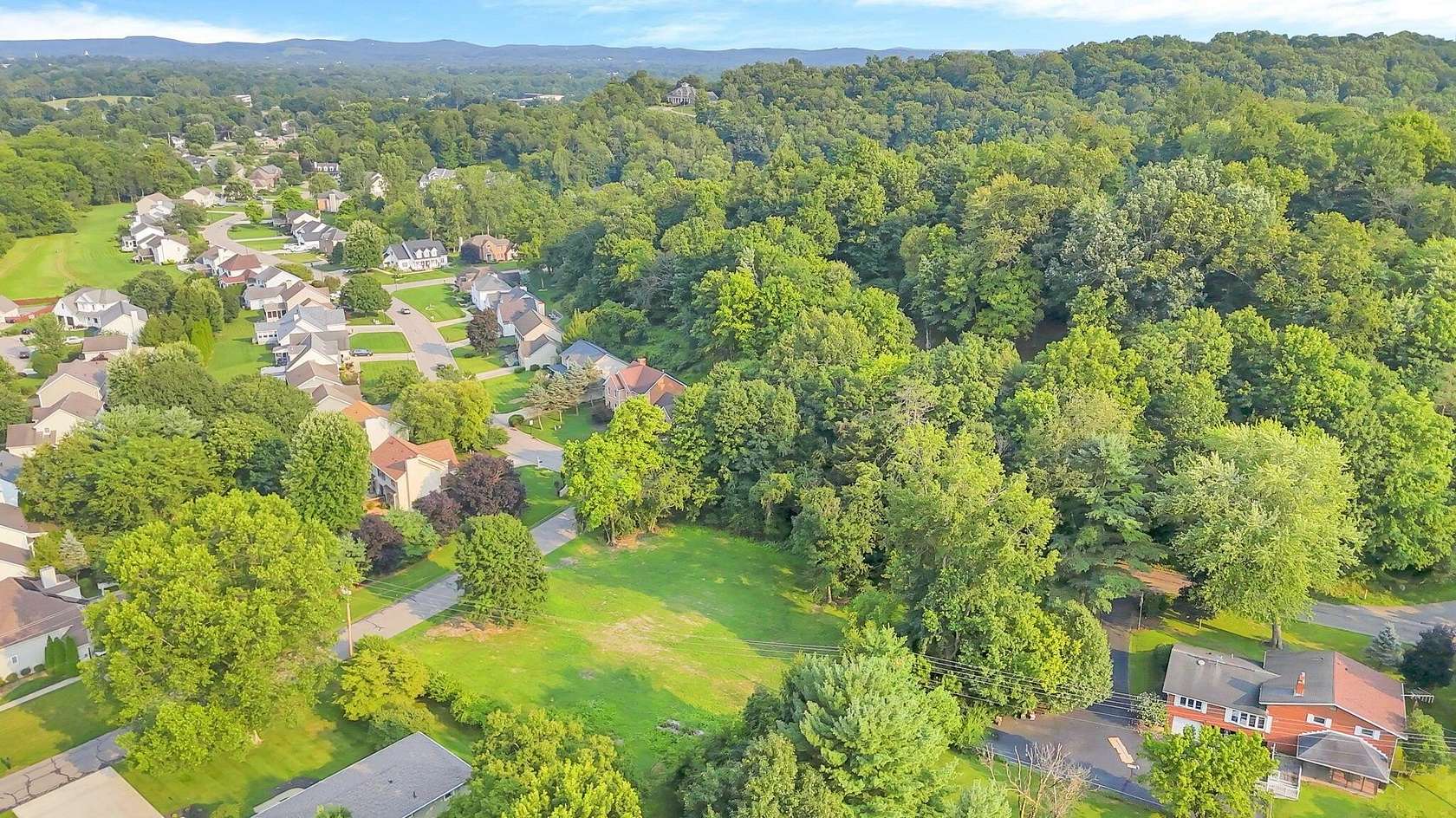 1 Acre of Residential Land for Sale in Newark, Ohio