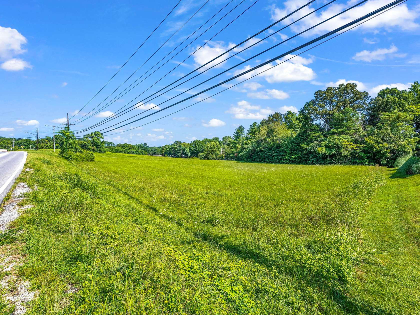 2.49 Acres of Commercial Land for Sale in Winchester, Tennessee