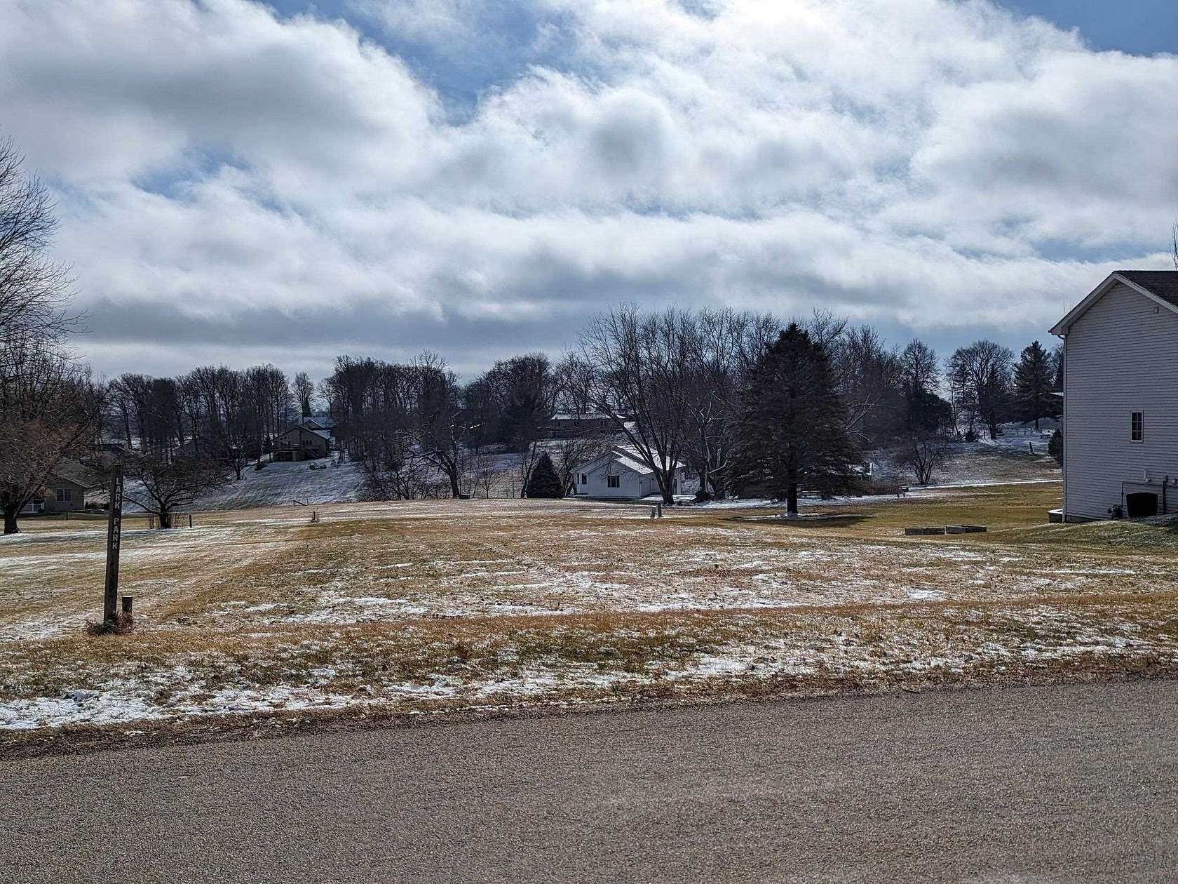 0.34 Acres of Residential Land for Sale in Lake Summerset, Illinois