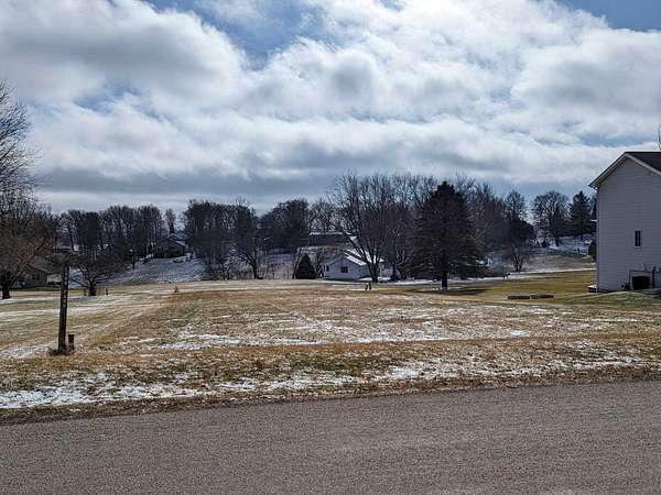 0.34 Acres of Residential Land for Sale in Lake Summerset, Illinois