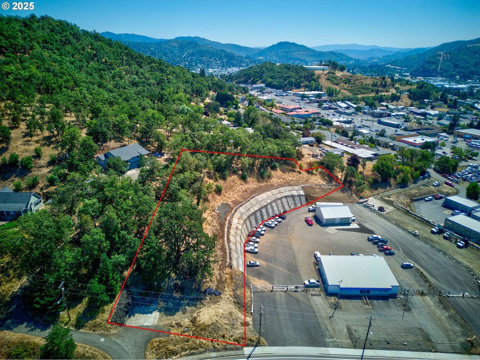 1.57 Acres of Mixed-Use Land for Sale in Roseburg, Oregon