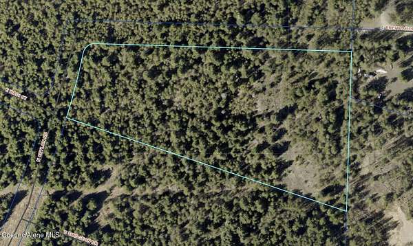 5.18 Acres of Residential Land with Home for Sale in Rathdrum, Idaho