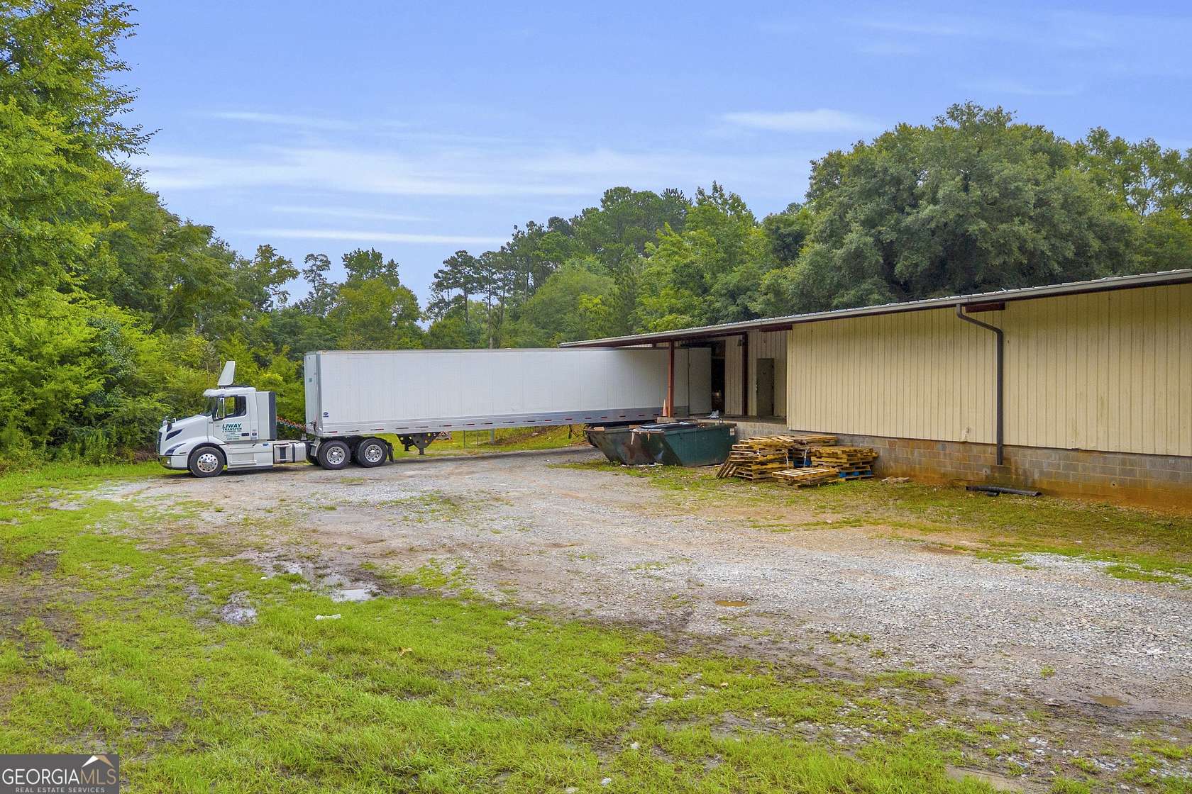 2 Acres of Improved Commercial Land for Sale in Elberton, Georgia