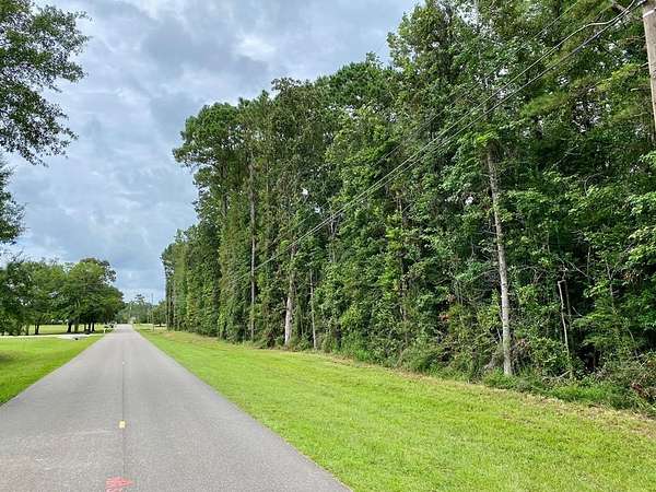 2.37 Acres of Residential Land for Sale in Picayune, Mississippi
