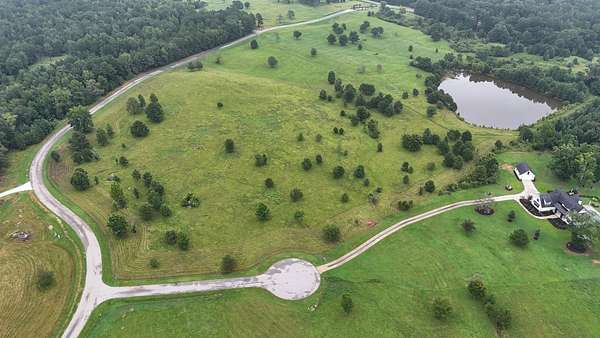 6 Acres of Residential Land for Sale in White Plains, Georgia