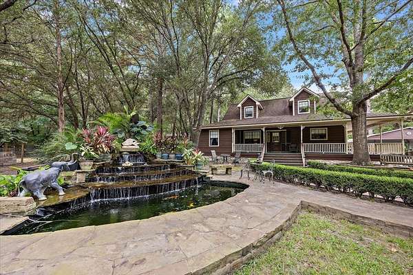 23 Acres of Land with Home for Sale in Huntsville, Texas