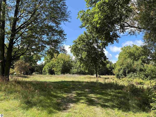 0.84 Acres of Residential Land for Sale in Cadillac, Michigan