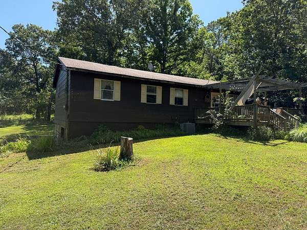16 Acres of Land with Home for Sale in Cave City, Arkansas