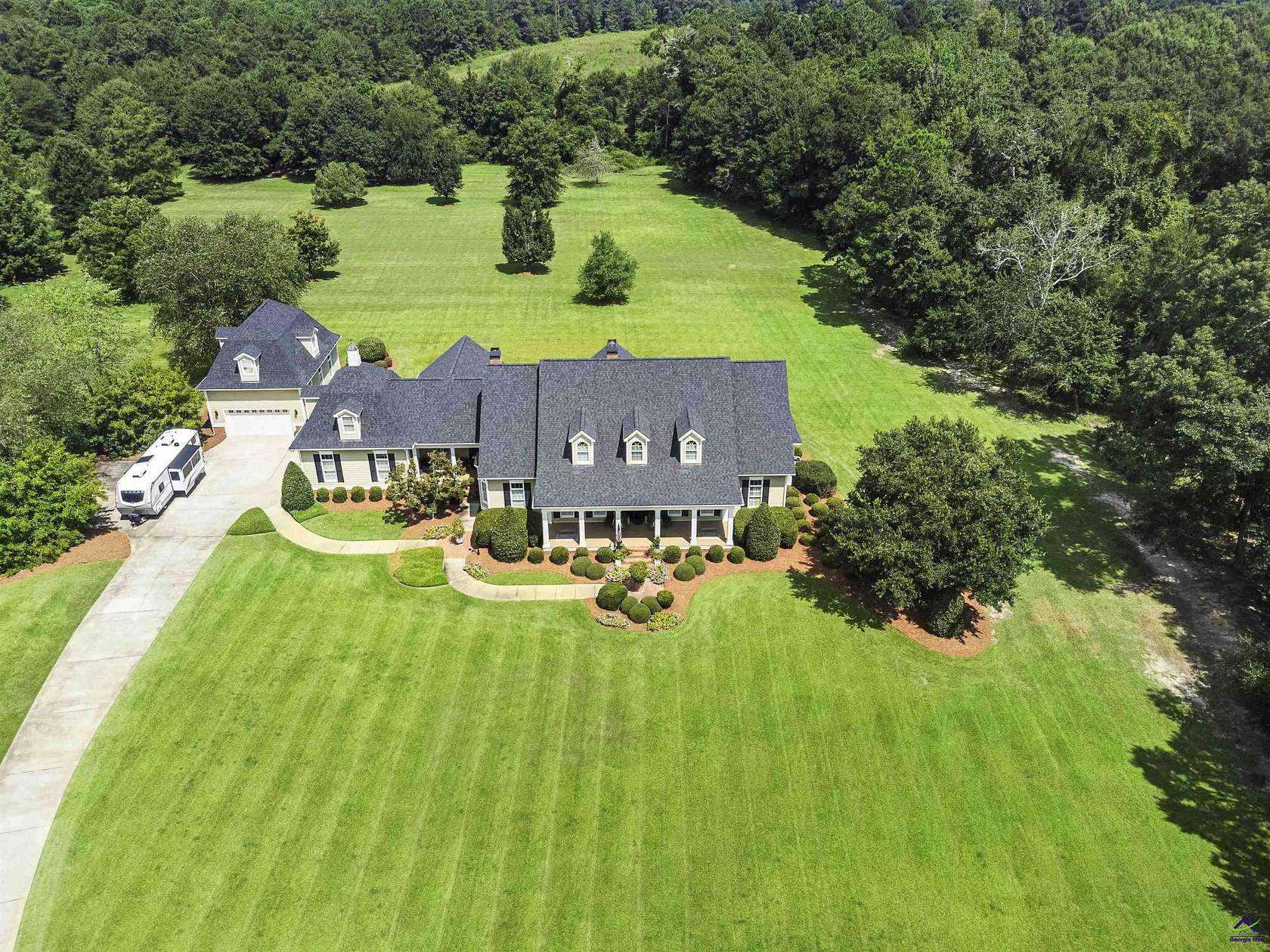 14.5 Acres of Land with Home for Sale in Bonaire, Georgia