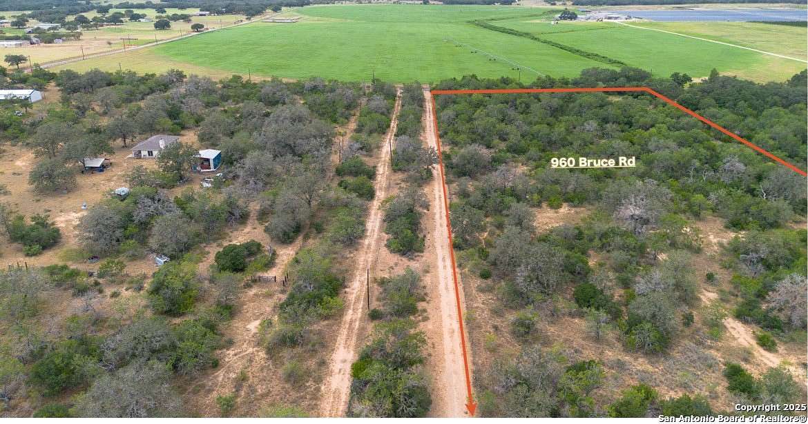 14 Acres of Improved Land for Sale in Poteet, Texas