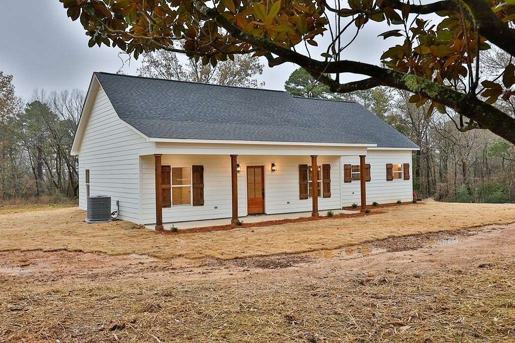 3 Acres of Land with Home for Sale in Oxford, Mississippi
