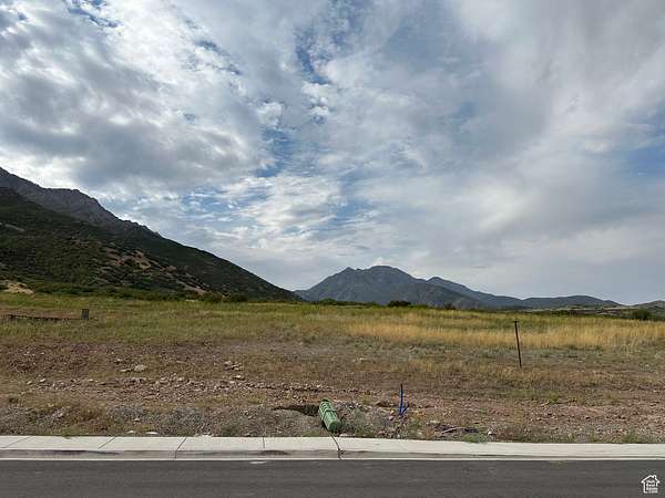 1 Acre of Residential Land for Sale in Santaquin, Utah
