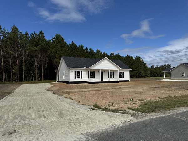 1.9 Acres of Residential Land with Home for Sale in St. George, South Carolina