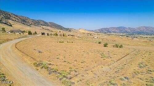 2.29 Acres of Land for Sale in Tehachapi, California