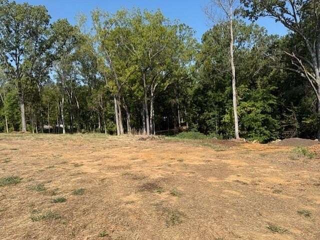 1.6 Acres of Residential Land for Sale in Paris, Tennessee