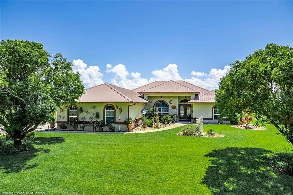 0.54 Acres of Residential Land with Home for Sale in Sebring, Florida