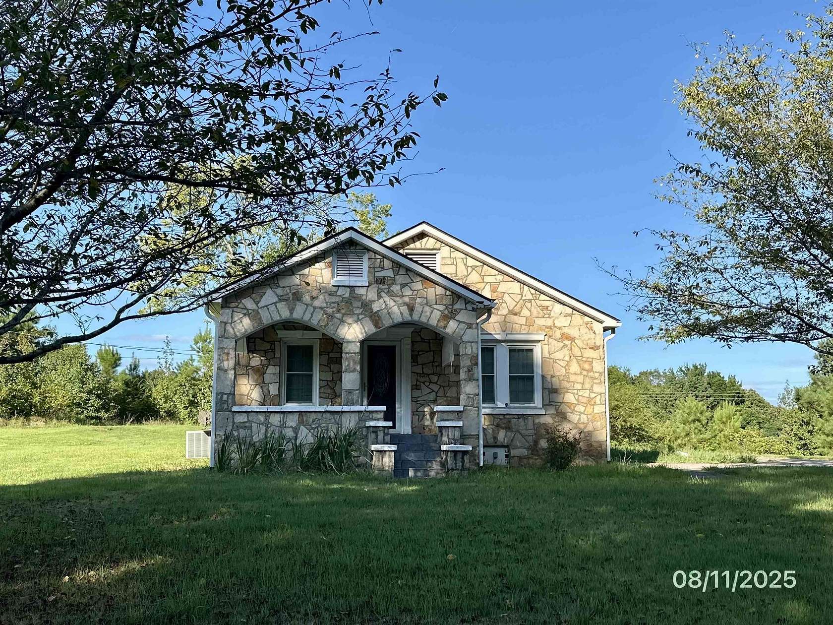 2.14 Acres of Residential Land with Home for Sale in Red Bay, Alabama