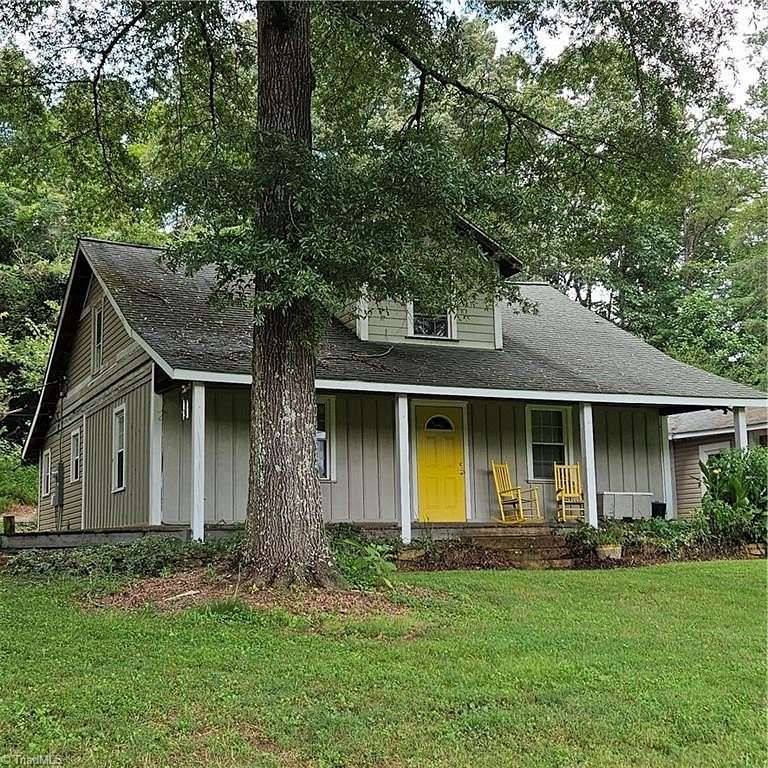 1.53 Acres of Residential Land with Home for Sale in King, North Carolina