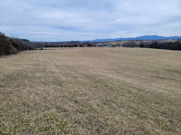 22 Acres of Agricultural Land for Sale in Fort Defiance, Virginia