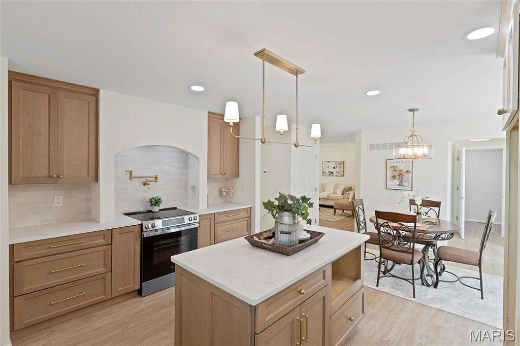 2.7 Acres of Residential Land with Home for Sale in Wildwood, Missouri