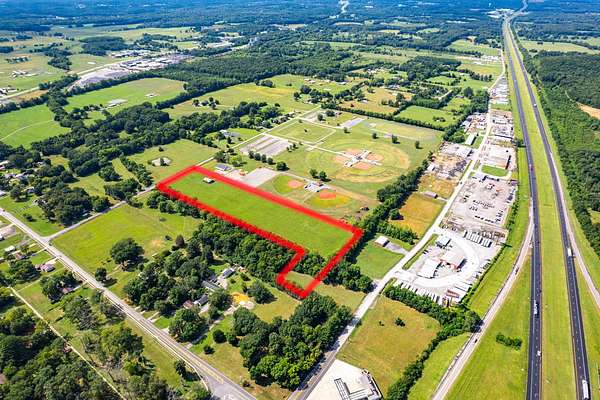 10 Acres of Residential Land for Sale in Falkville, Alabama