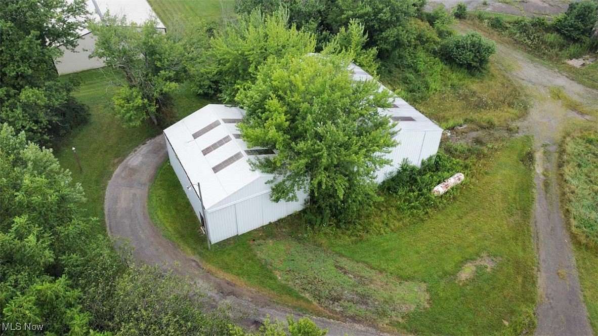 11 Acres of Mixed-Use Land for Auction in Alliance, Ohio