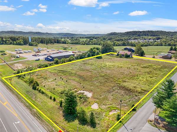 5 Acres of Land for Sale in Junction City, Kentucky