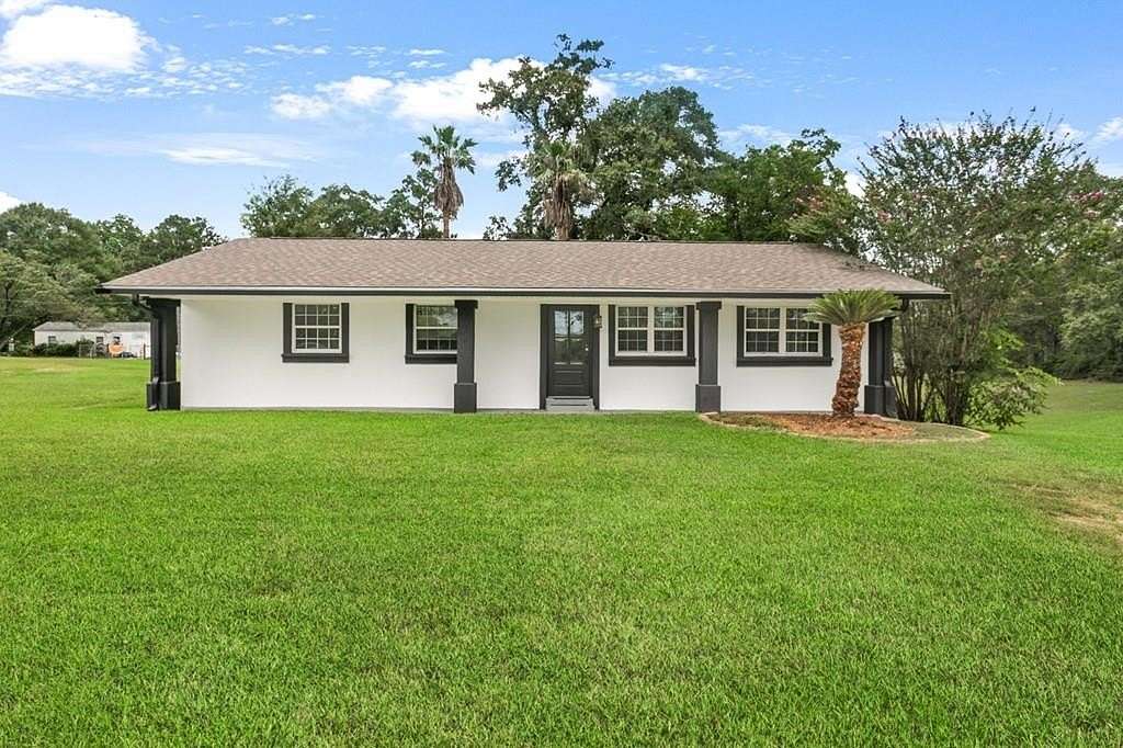 1.81 Acres of Residential Land with Home for Sale in Poplarville, Mississippi