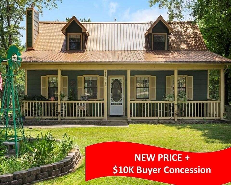 2 Acres of Residential Land with Home for Sale in West Fork, Arkansas