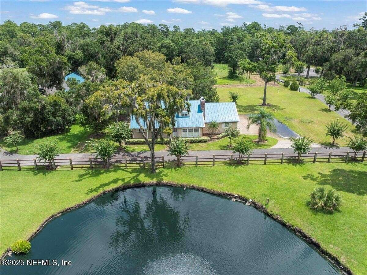 5.5 Acres of Residential Land with Home for Sale in Ponte Vedra Beach, Florida