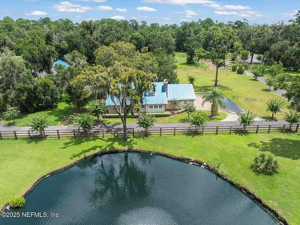 5.5 Acres of Residential Land with Home for Sale in Ponte Vedra Beach, Florida