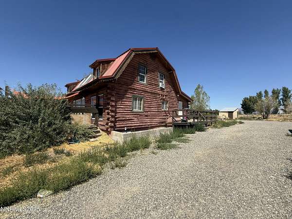 5 Acres of Residential Land with Home for Sale in Winnemucca, Nevada
