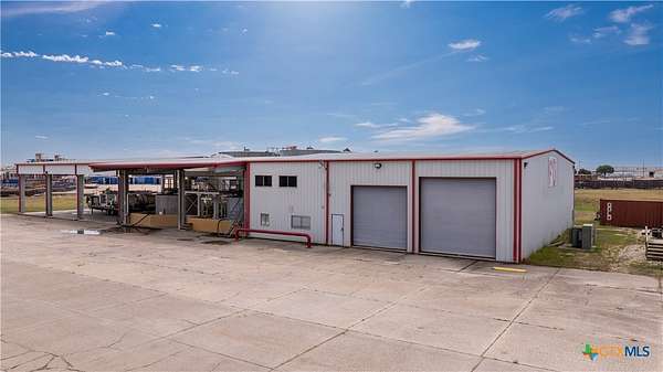 3.83 Acres of Mixed-Use Land for Sale in Victoria, Texas