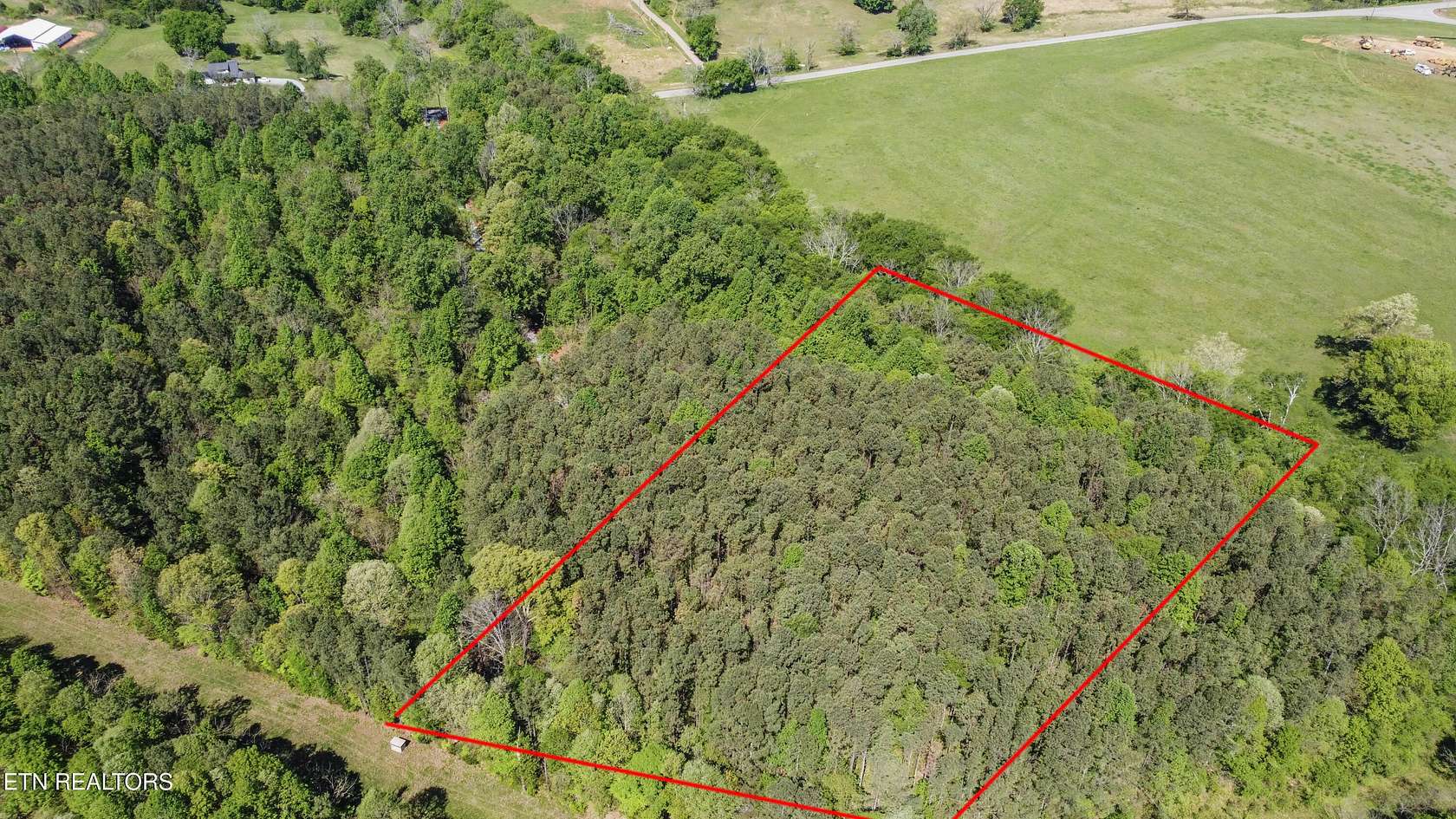 5 Acres of Residential Land for Sale in Loudon, Tennessee