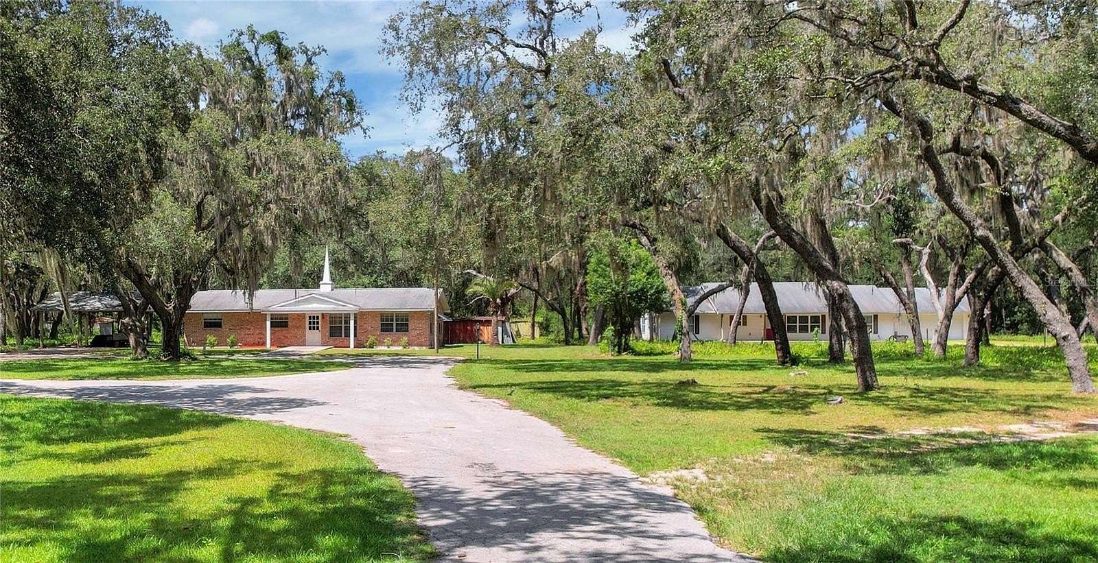 5 Acres of Residential Land with Home for Sale in Lady Lake, Florida