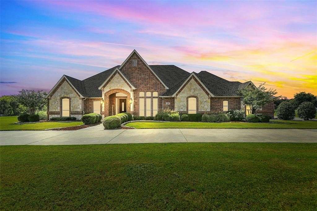 4.46 Acres of Residential Land with Home for Sale in Burleson, Texas