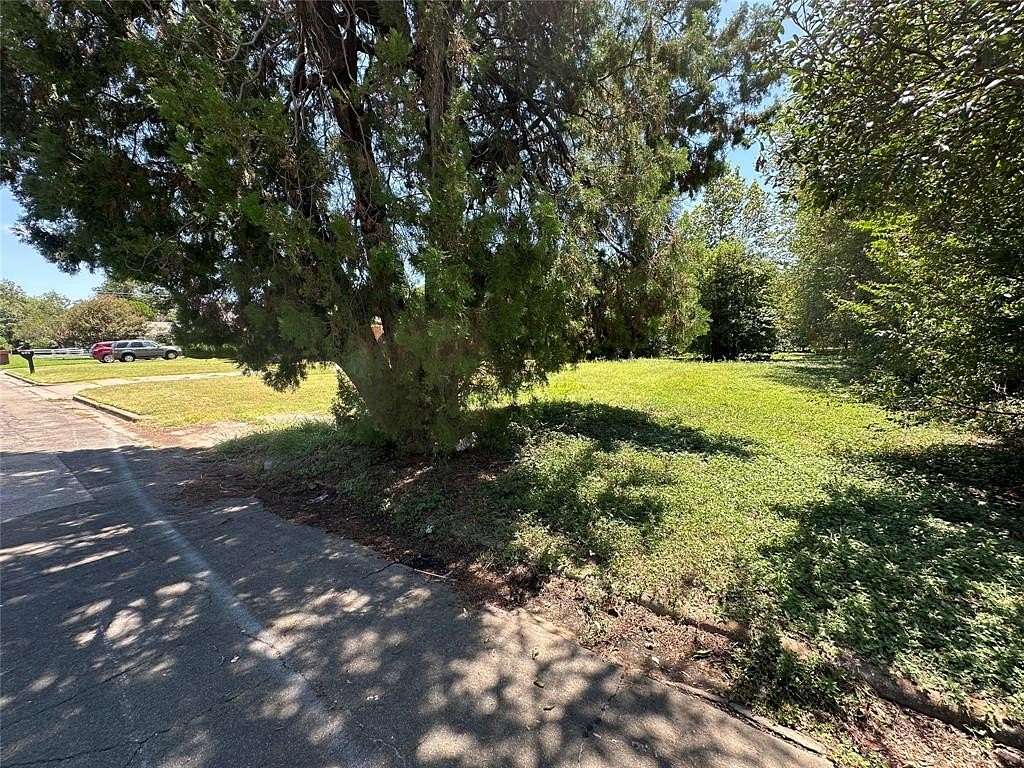 0.16 Acres of Land for Sale in Waco, Texas
