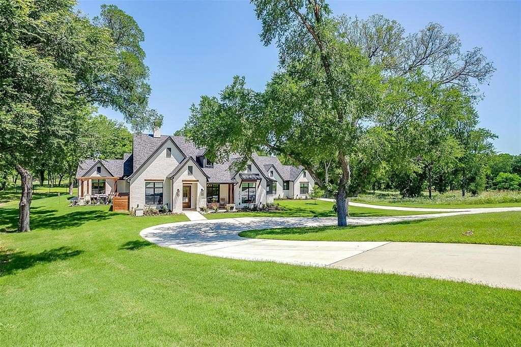 4.32 Acres of Residential Land with Home for Sale in Aledo, Texas