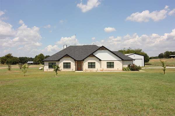 2 Acres of Land with Home for Sale in Boyd, Texas