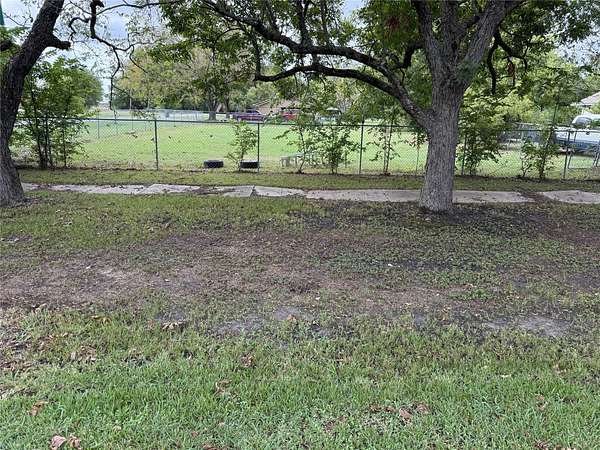 0.23 Acres of Residential Land for Sale in Kerens, Texas