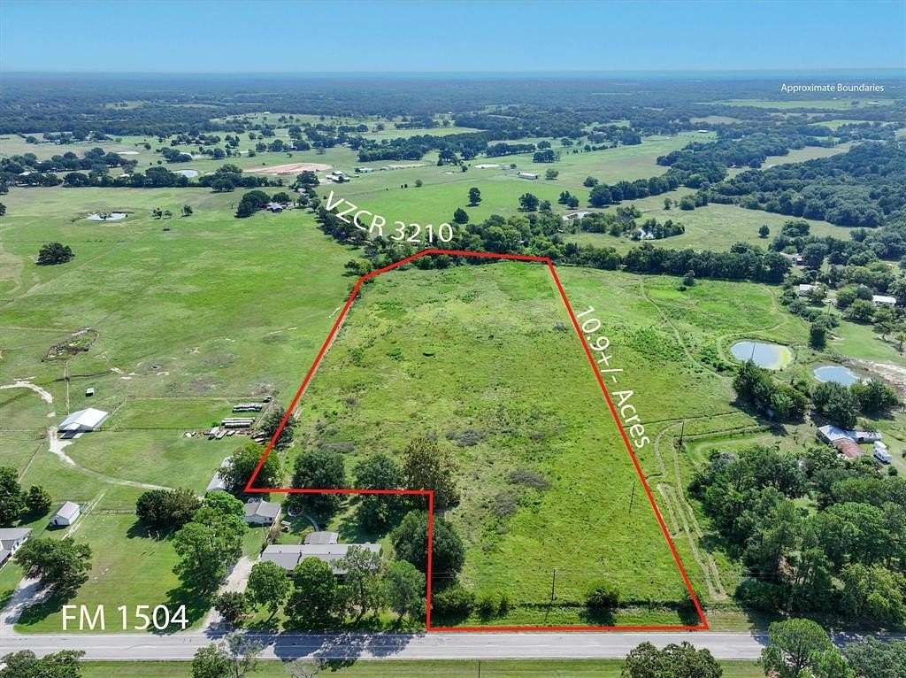 5 Acres of Residential Land for Sale in Wills Point, Texas