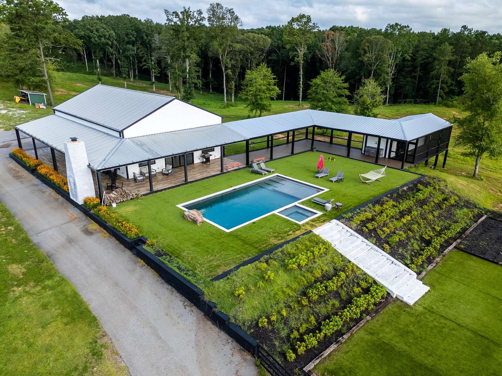 335 Acres of Recreational Land & Farm for Sale in Roopville, Georgia