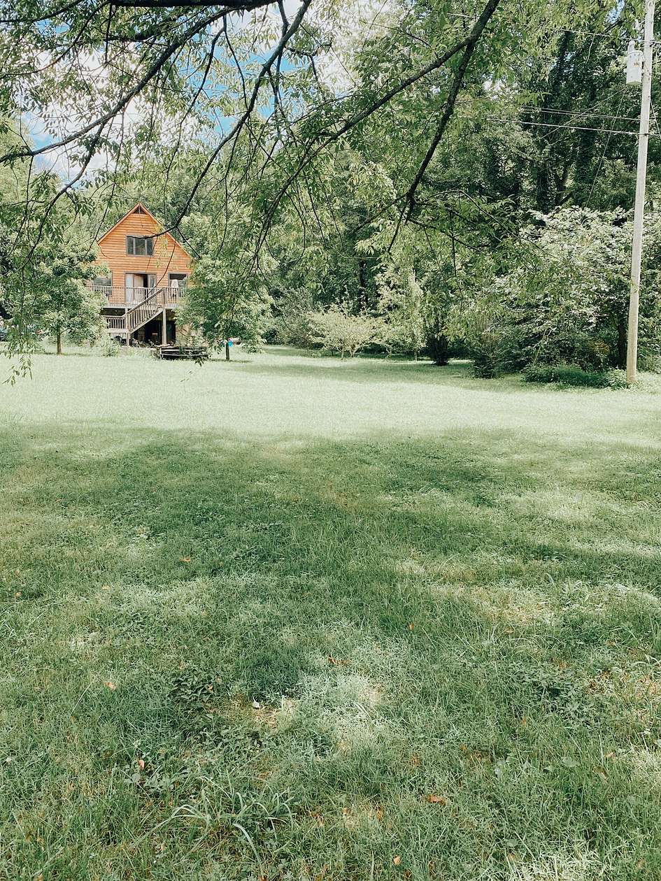2 Acres of Residential Land with Home for Sale in Columbia, Tennessee