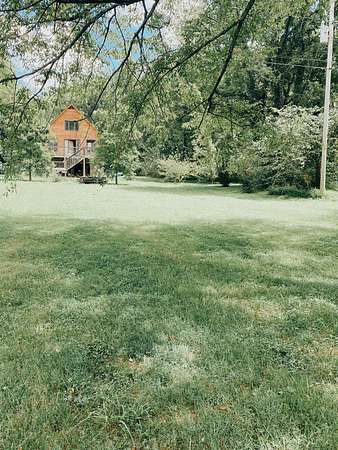 2 Acres of Residential Land with Home for Sale in Columbia, Tennessee