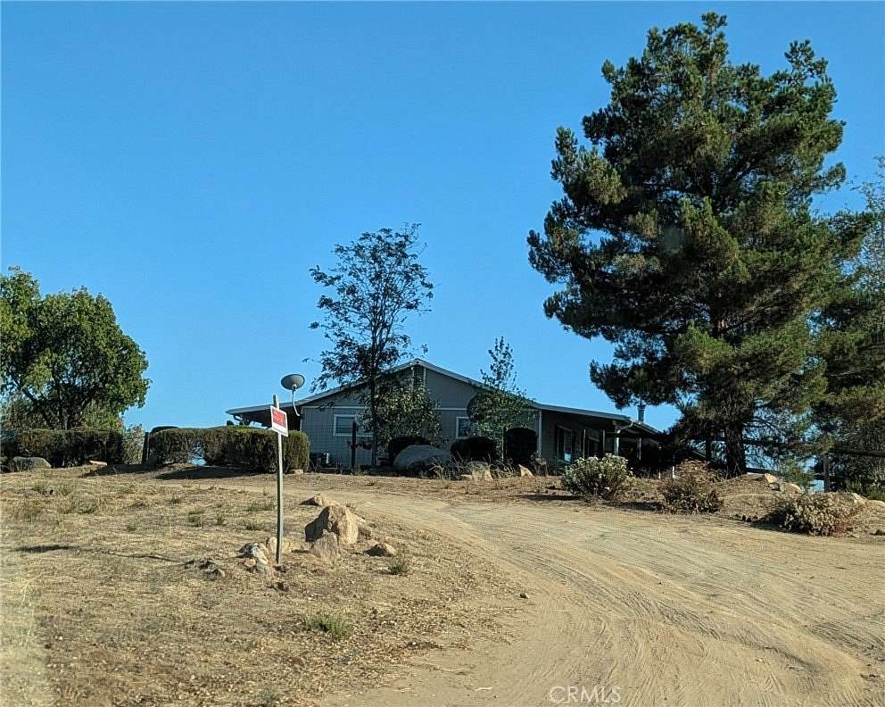 2.12 Acres of Residential Land with Home for Sale in Murrieta, California