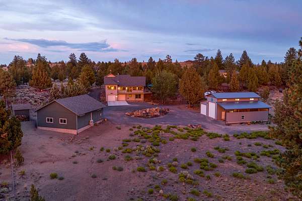 3.29 Acres of Residential Land with Home for Sale in Bend, Oregon